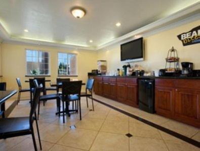 Orange Show Inn San Bernardino Restaurant photo